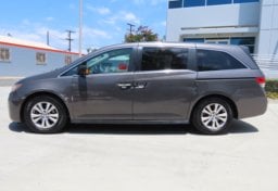 2015 Honda Odyssey EX - Image 6