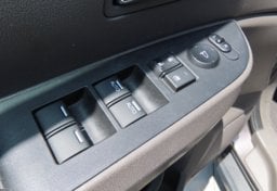 2015 Honda Odyssey EX - Image 38