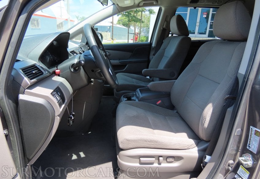 2015 Honda Odyssey EX - Image 46
