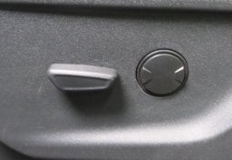 2022 Ford F-150 XLT - Image 38