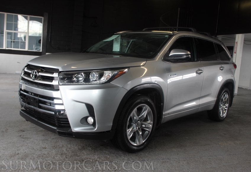 2018 Toyota Highlander Hybrid Limited - Image 3