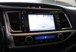 2018 Toyota Highlander Hybrid Limited - Image 47