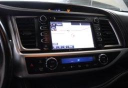 2018 Toyota Highlander Hybrid Limited - Image 46