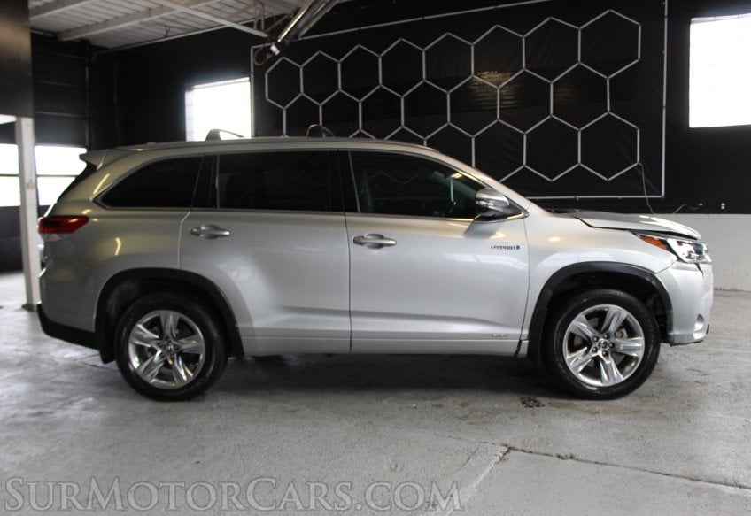 2018 Toyota Highlander Hybrid Limited - Image 9