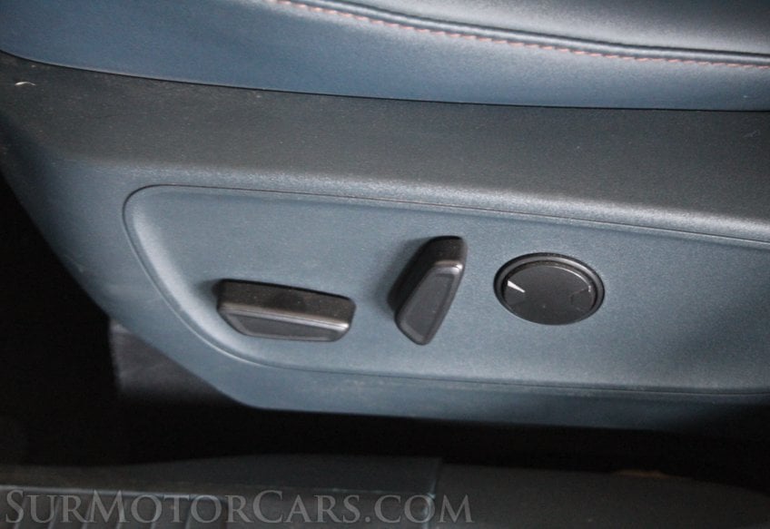2024 Ford Maverick Lariat Hybrid - Image 30