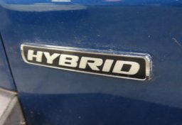 2024 Ford Maverick Lariat Hybrid - Image 29