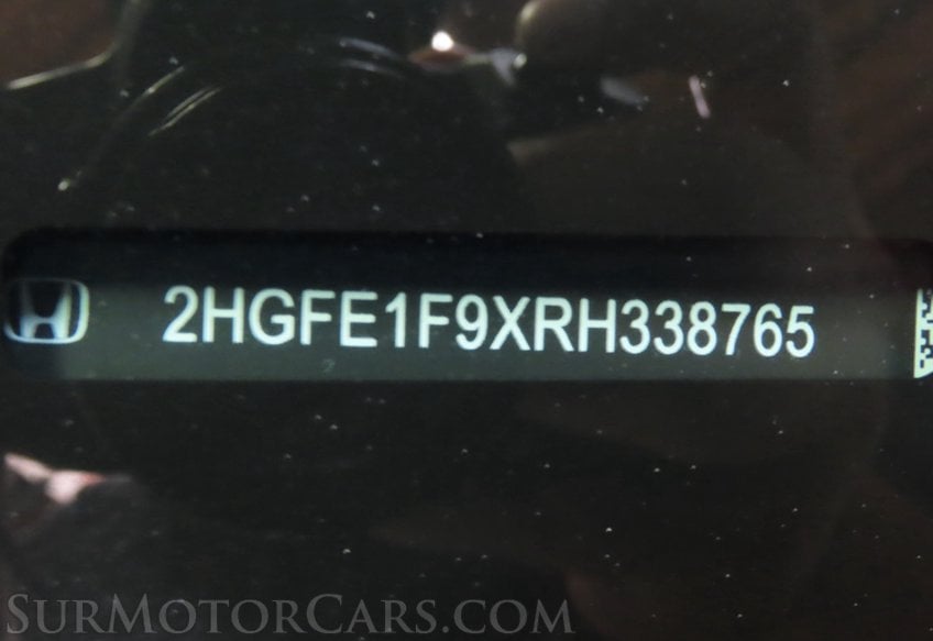 2024 Honda Civic Touring - Image 21