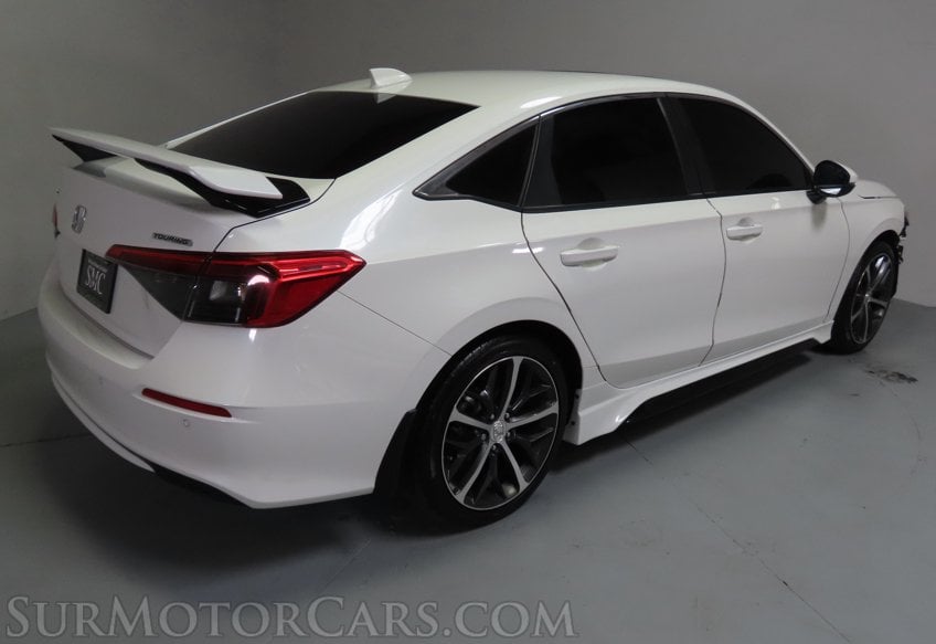 2024 Honda Civic Touring - Image 6