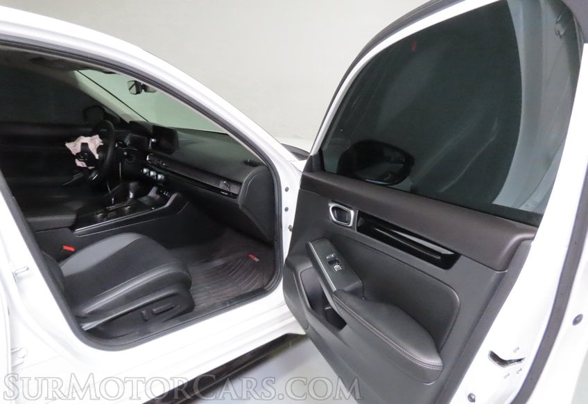 2024 Honda Civic Touring - Image 24