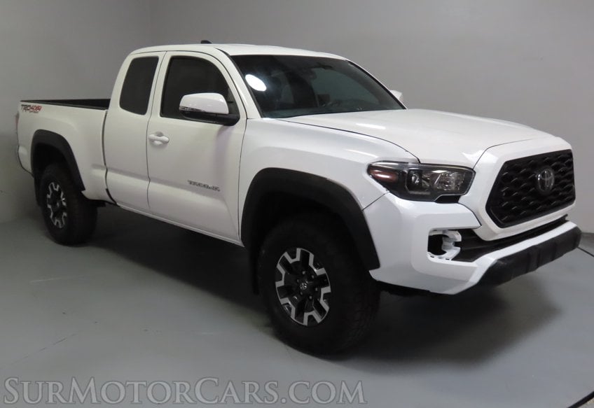 2021 Toyota Tacoma TRD Off-Road - Image 2