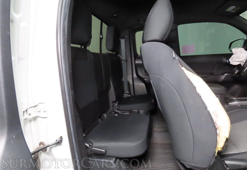 2021 Toyota Tacoma TRD Off-Road - Image 28
