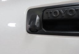 2021 Toyota Tacoma TRD Off-Road - Image 13