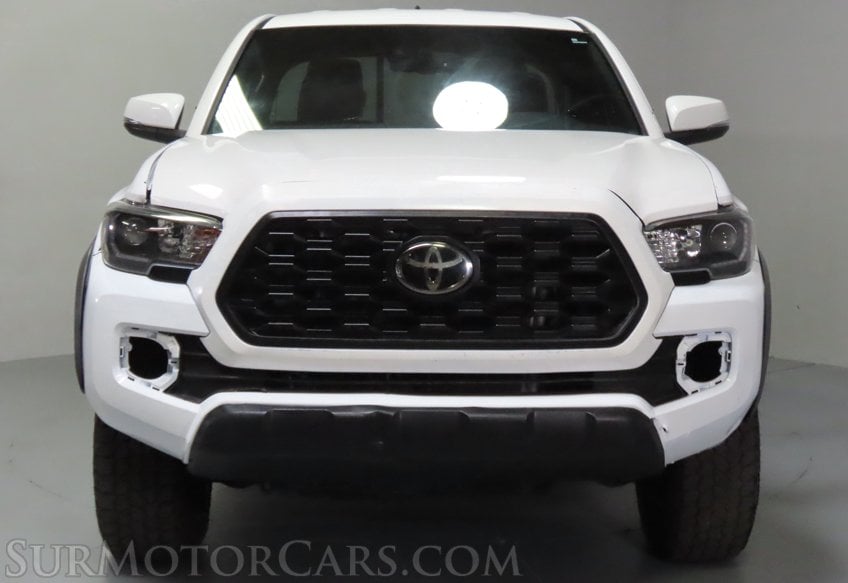 2021 Toyota Tacoma TRD Off-Road - Image 12