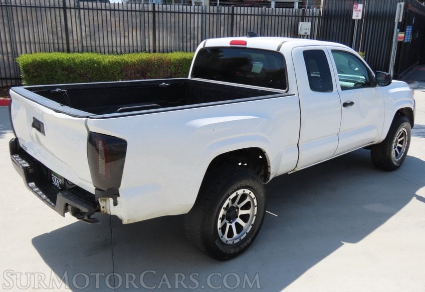 2021 Toyota Tacoma SR - Image 9