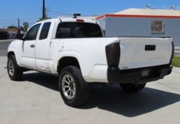 2021 Toyota Tacoma SR - Image 7
