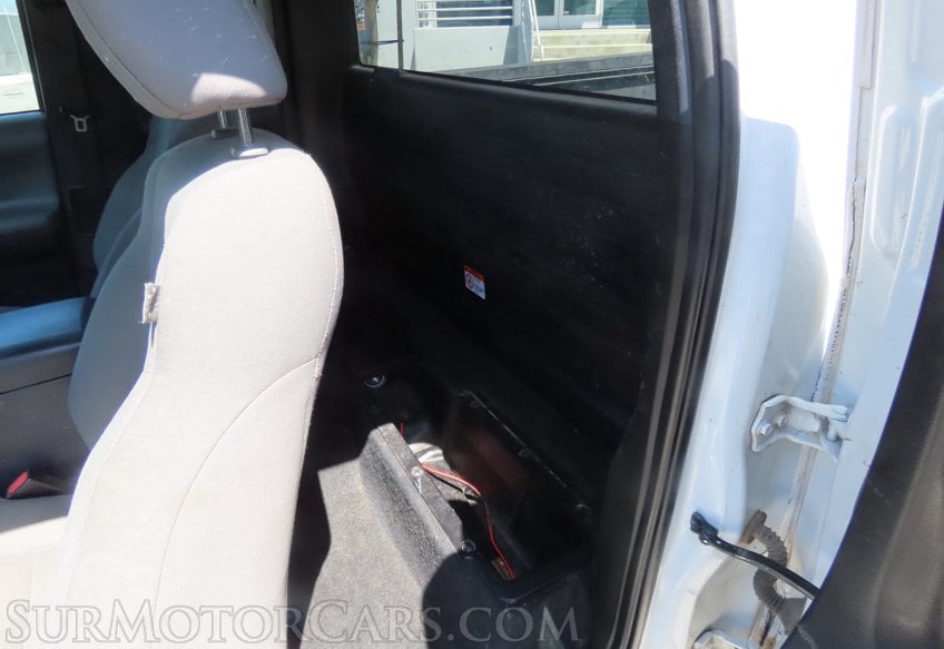 2021 Toyota Tacoma SR - Image 34