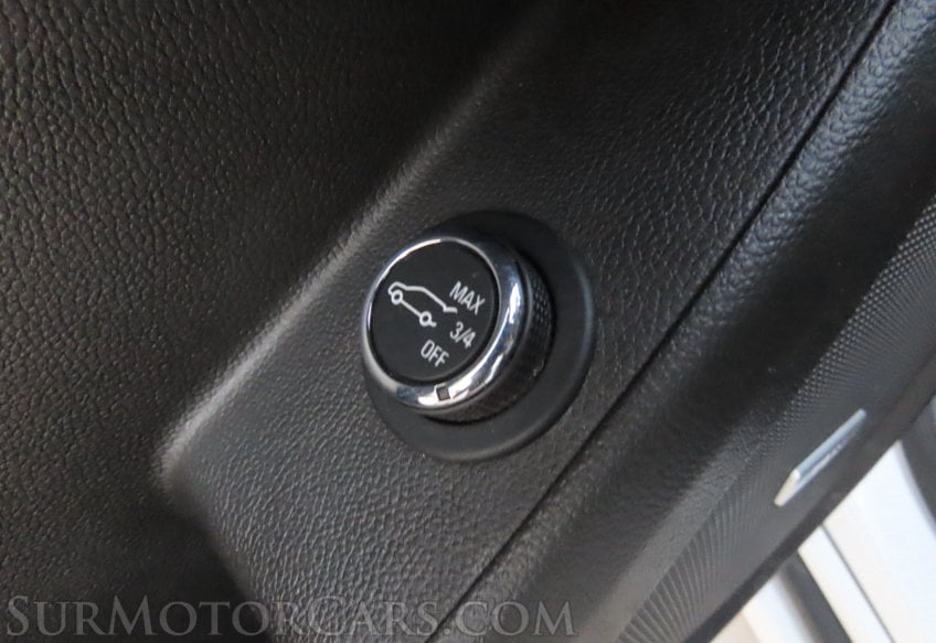2020 Chevrolet Traverse Premier - Image 29