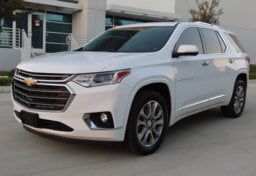 2020 Chevrolet Traverse Premier - Image 3