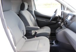 2019 Nissan NV200 S - Image 27