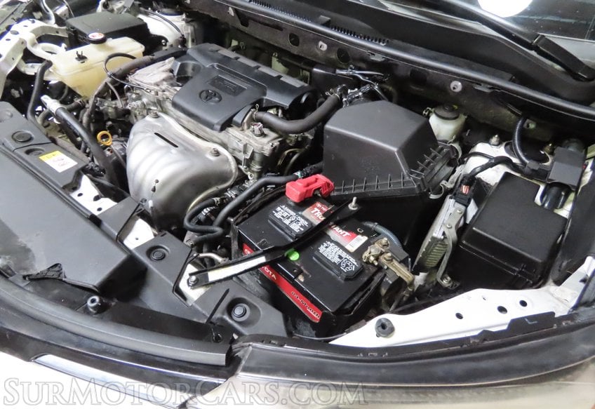 2017 Toyota RAV4 LE - Image 32