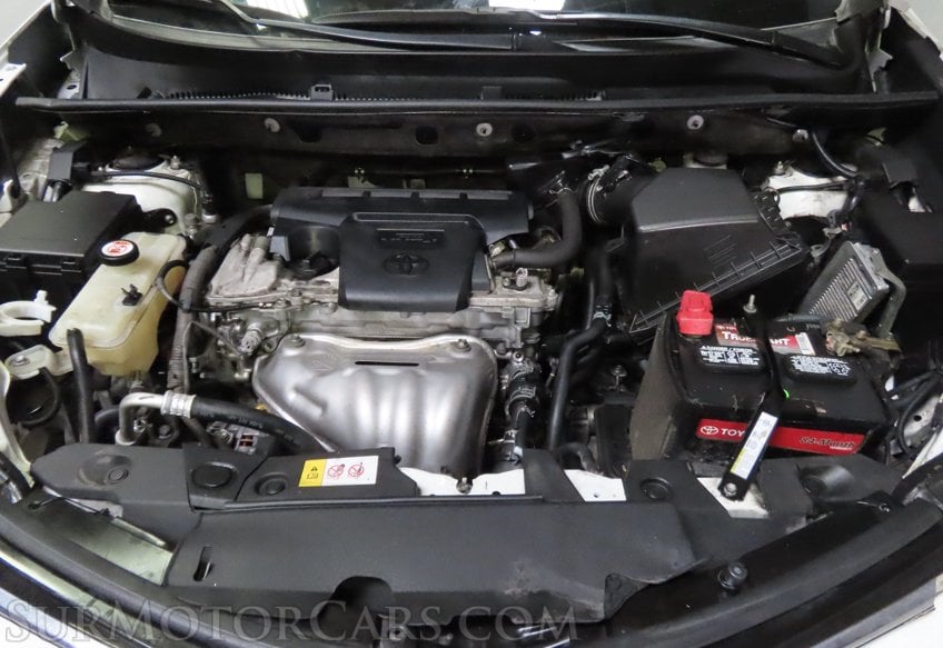 2017 Toyota RAV4 LE - Image 30