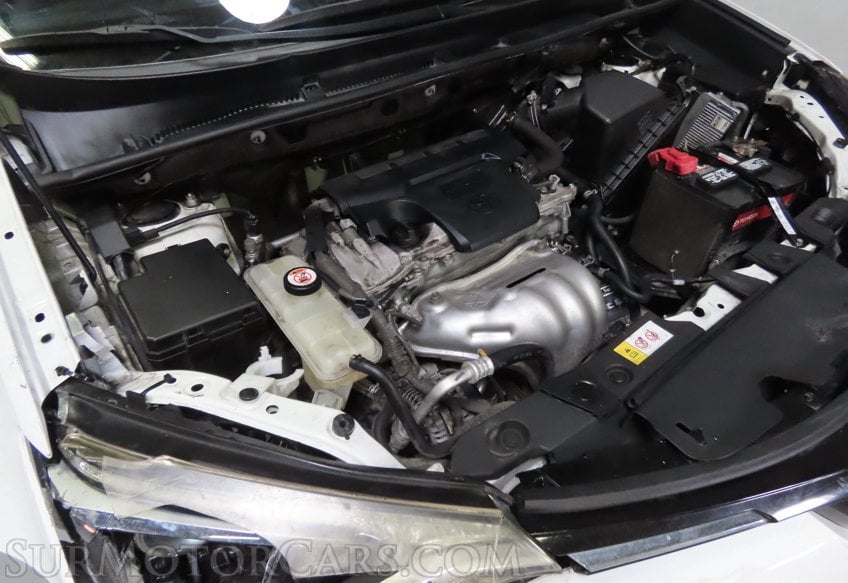 2017 Toyota RAV4 LE - Image 31