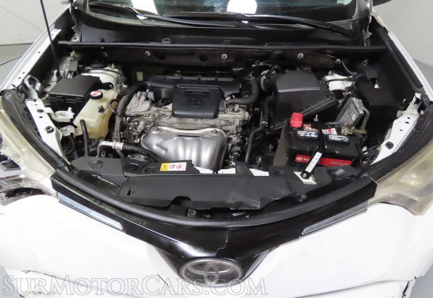 2017 Toyota RAV4 LE - Image 33