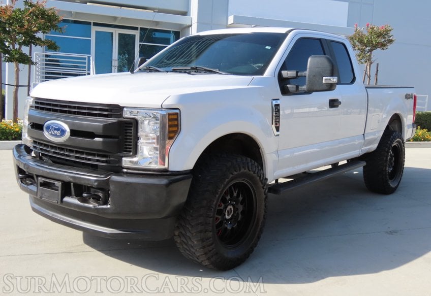 2019 Ford F-250 Super Duty XL - Image 3