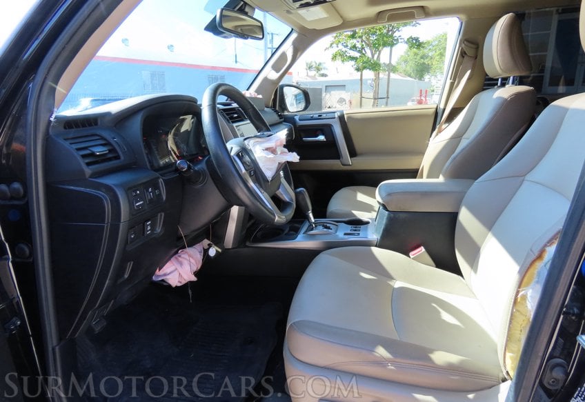 2020 Toyota 4Runner  Premium - Image 29