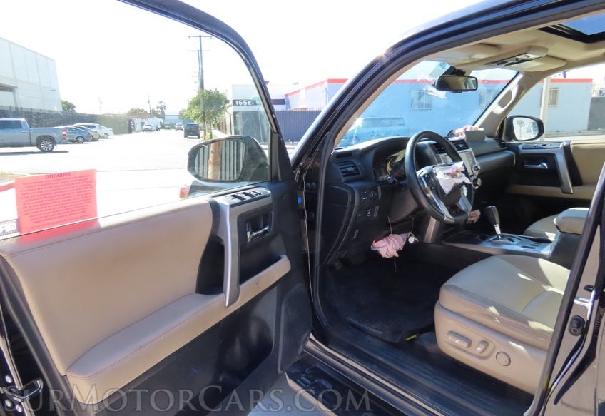 2020 Toyota 4Runner  Premium - Image 27