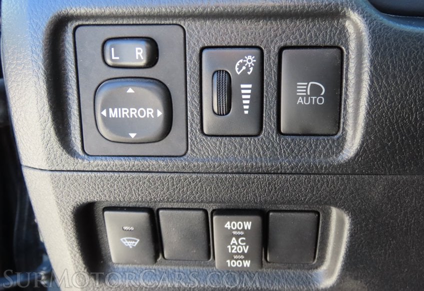 2020 Toyota 4Runner  Premium - Image 19