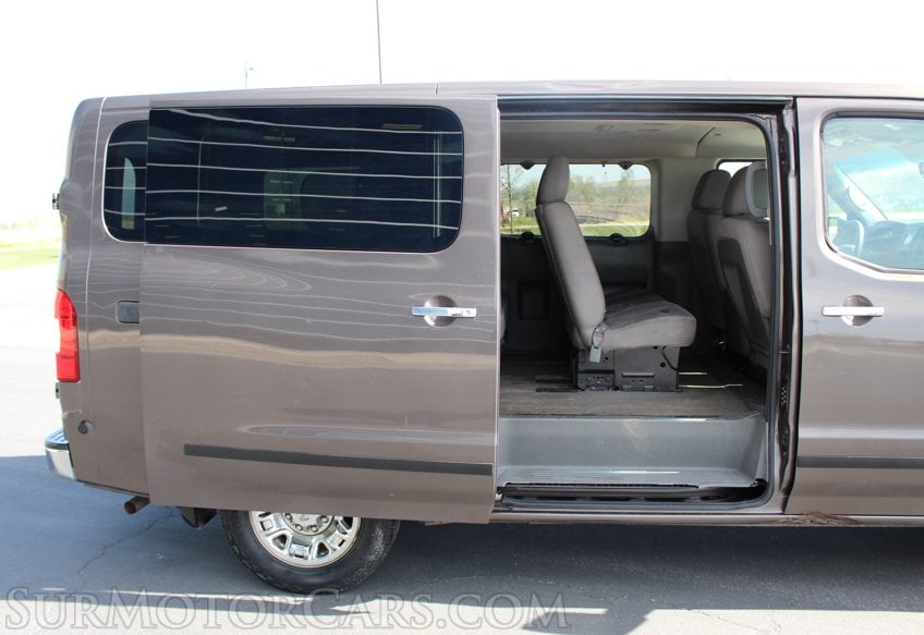 2016 Nissan NV 3500 HD SV - Image 38