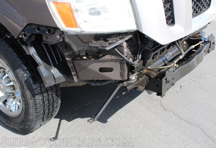 2016 Nissan NV 3500 HD SV - Image 21