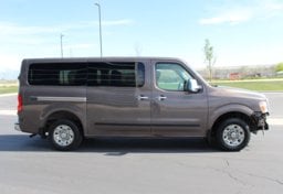 2016 Nissan NV 3500 HD SV - Image 10