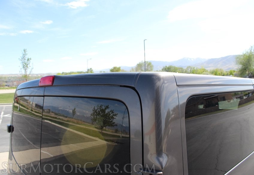 2016 Nissan NV 3500 HD SV - Image 16