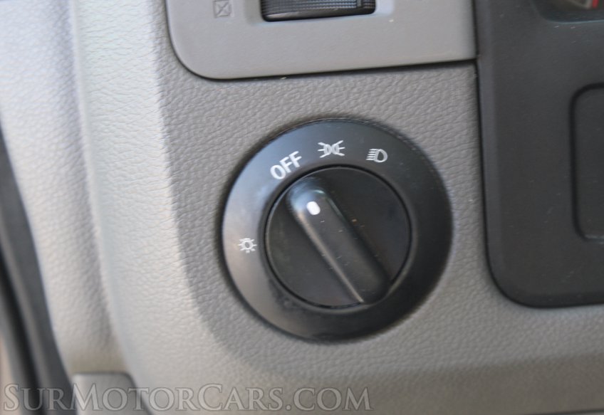 2016 Nissan NV 3500 HD SV - Image 45