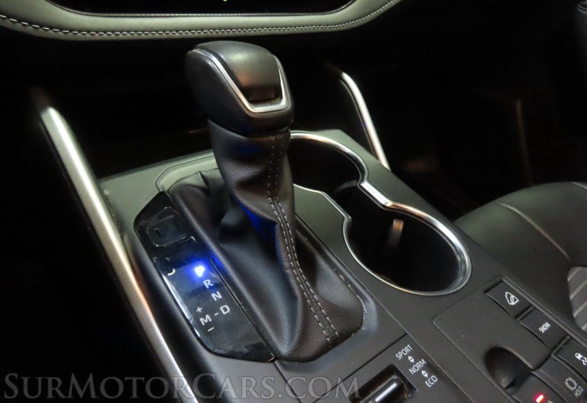 2024 Toyota Highlander XSE AWD - Image 17