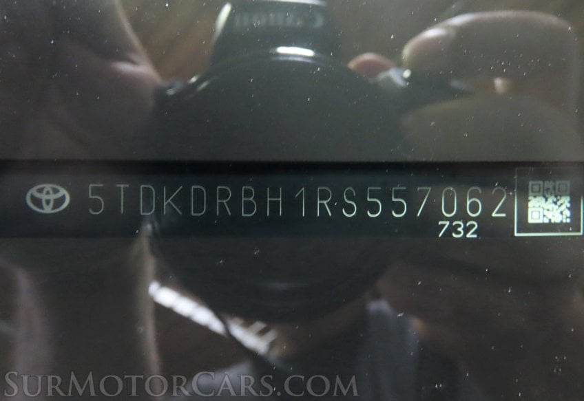 2024 Toyota Highlander XSE AWD - Image 37