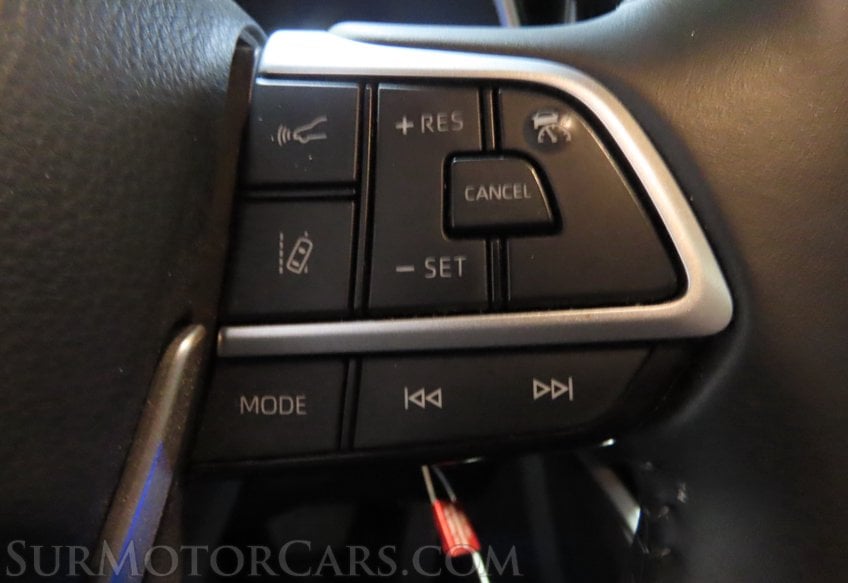 2024 Toyota Highlander XSE AWD - Image 28