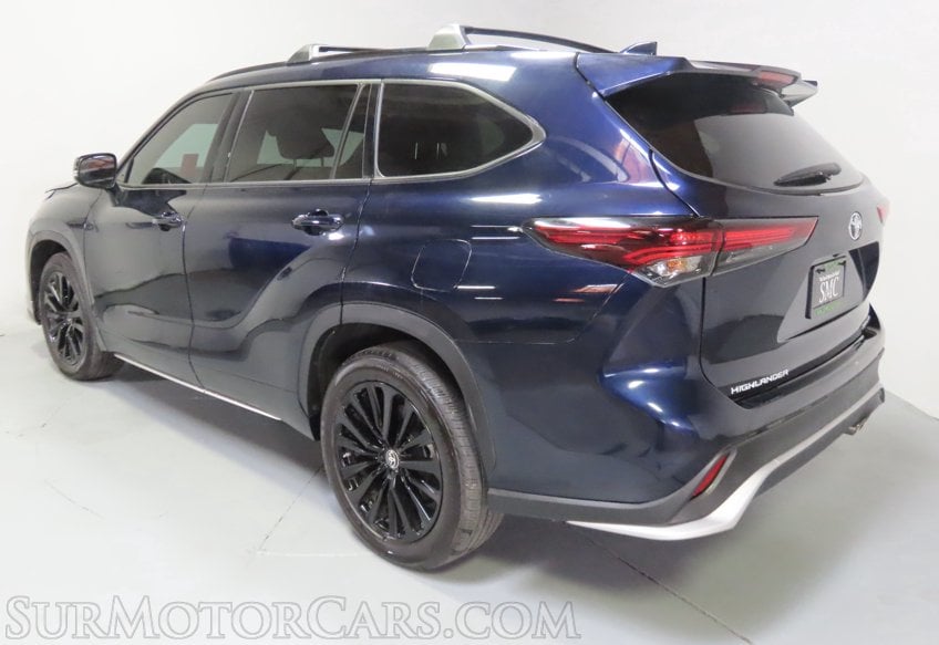 2024 Toyota Highlander XSE AWD - Image 7