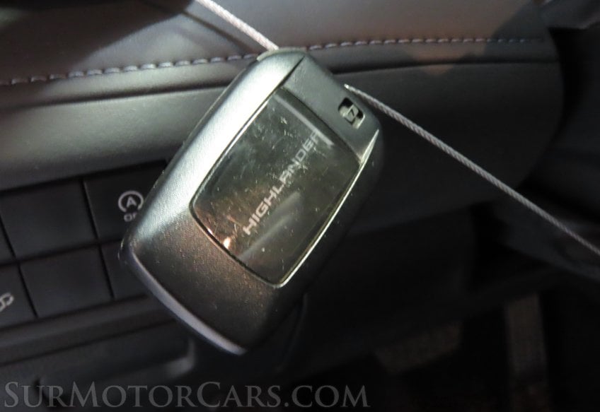2024 Toyota Highlander XSE AWD - Image 25