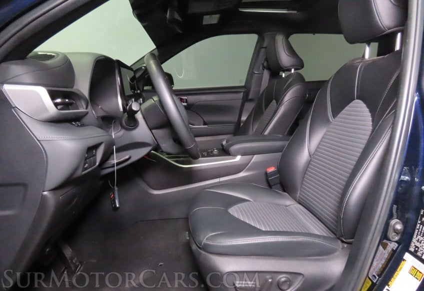 2024 Toyota Highlander XSE AWD - Image 60