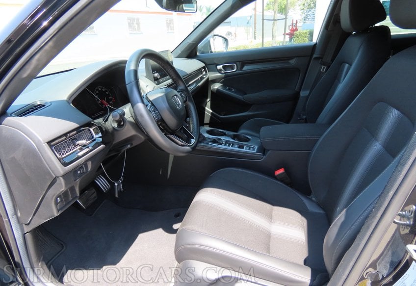 2025 Honda Civic Sport - Image 36