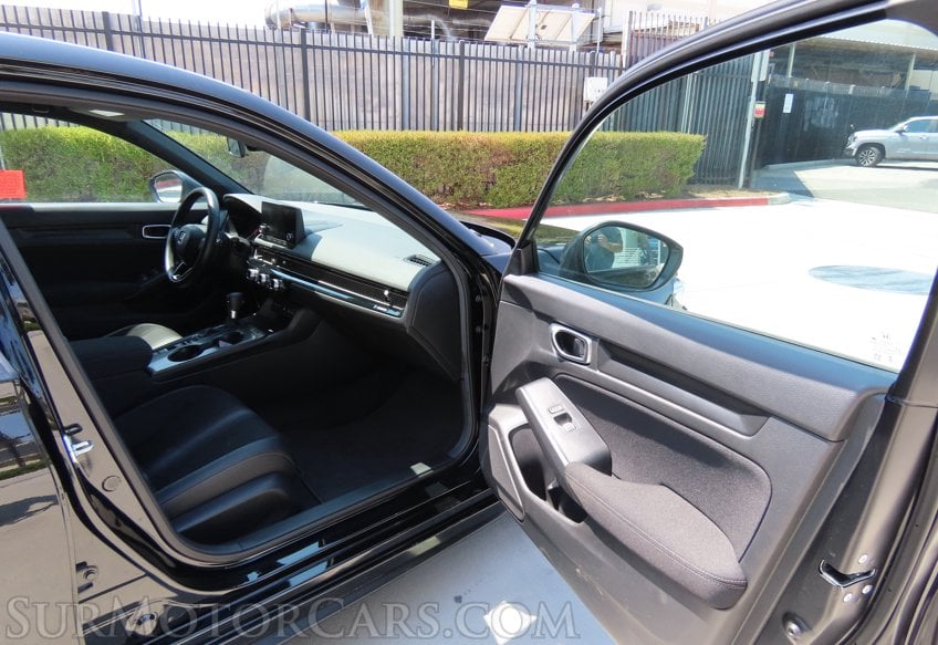 2025 Honda Civic Sport - Image 46