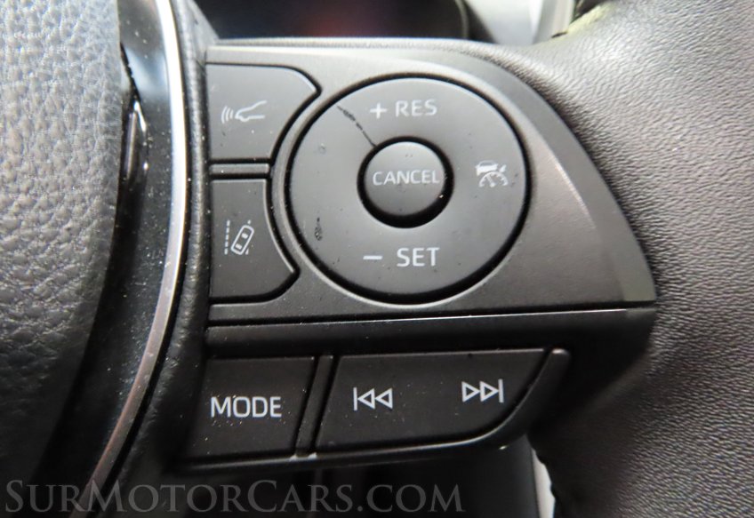 2025 Toyota RAV4 Hybrid XLE - Image 52