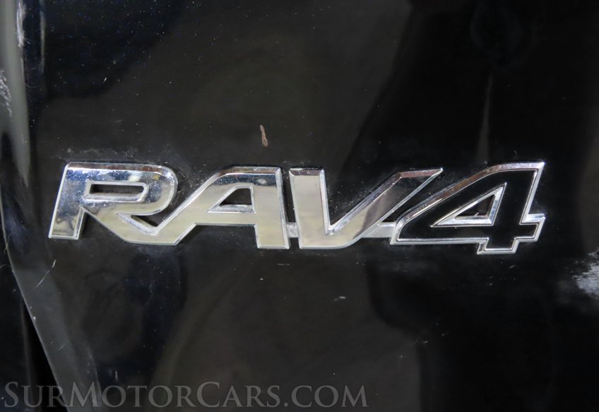 2025 Toyota RAV4 Hybrid XLE - Image 21