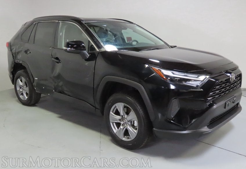 2025 Toyota RAV4 Hybrid XLE - Image 1