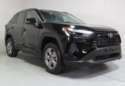 2025 Toyota RAV4 Hybrid XLE - Image 3