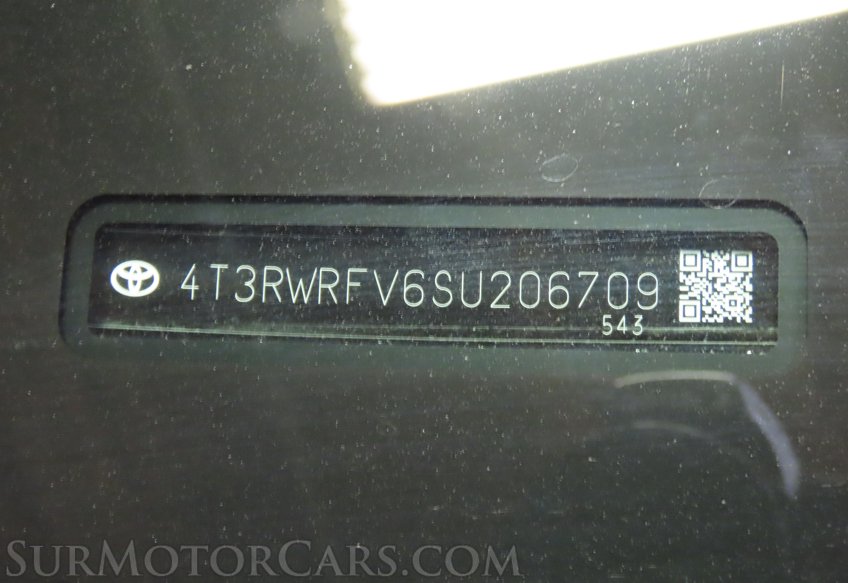 2025 Toyota RAV4 Hybrid XLE - Image 37