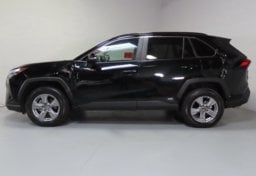 2025 Toyota RAV4 Hybrid XLE - Image 5
